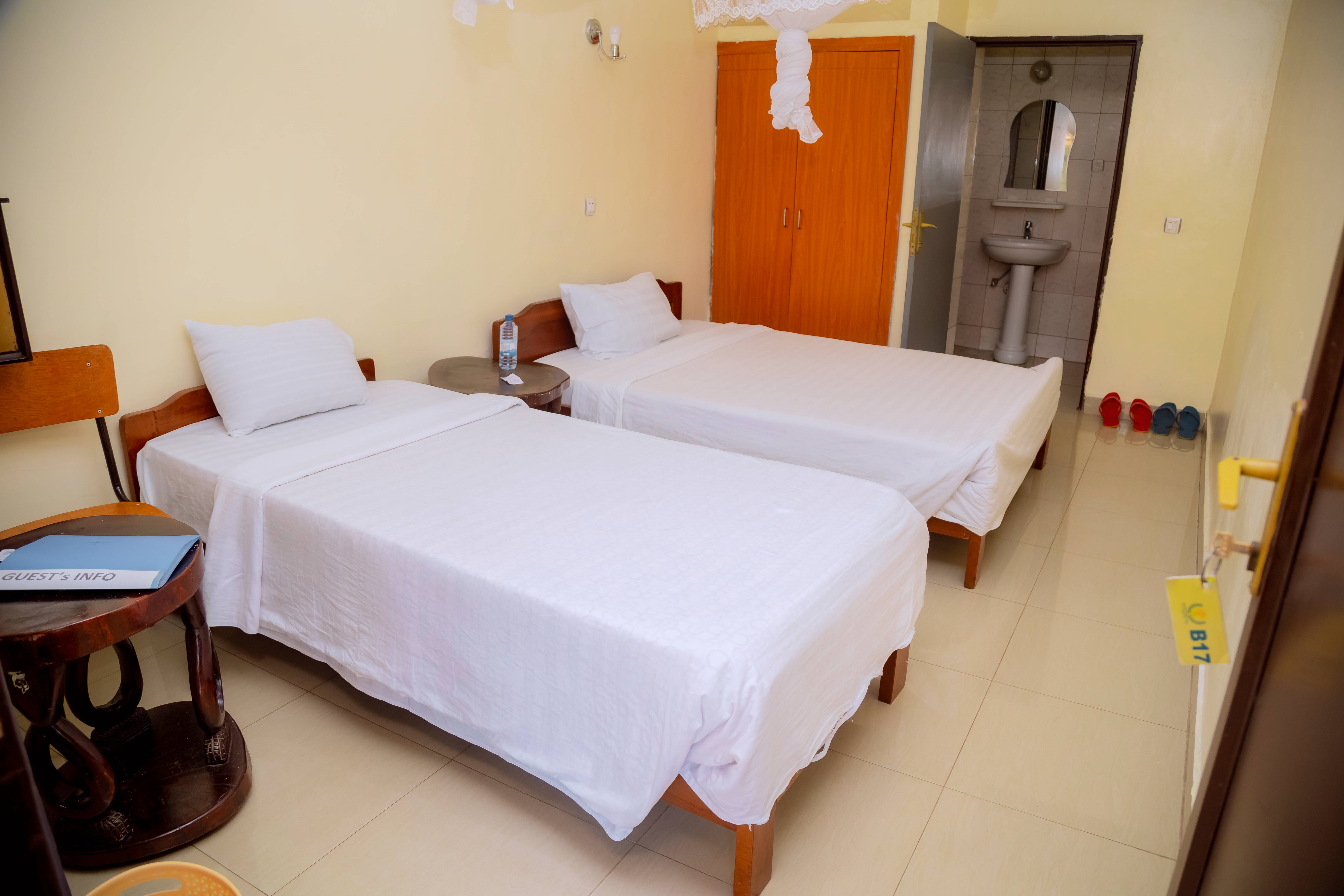 Room Image 4